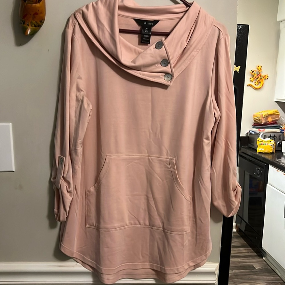 Ali Miles cowl neck, tunic length top. 3/4 to full length sleeves. Blush. Sz M.